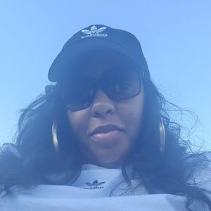 Meet your Posher, Raveen